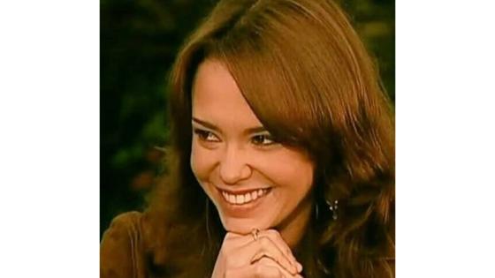 Natasha Klauss como Sara Elizondo Natasha Klauss como Sara Elizondo