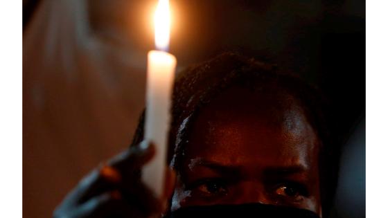 Manifestantes en el barrio Llano Verde