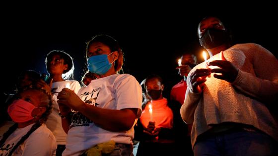 Manifestantes en el barrio Llano Verde