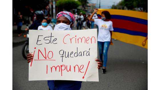 Manifestantes en el barrio Llano Verde