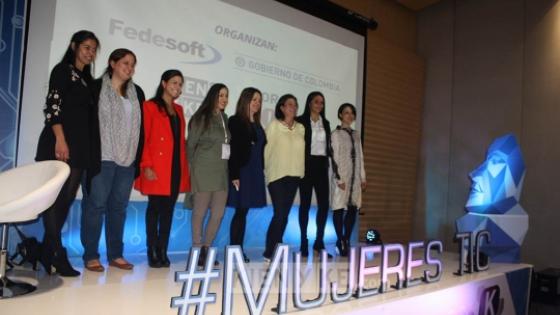 Foro conversatorio Misión Antártida: mujer, ciencia y tecnología Foro conversatorio Misión Antártida: mujer, ciencia y tecnología
