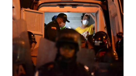 Disturbios en Bogotá en protesta contra el abuso policial