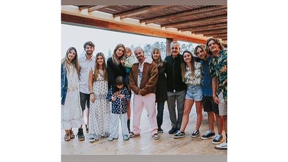 J Balvin con la familia de Valentina J Balvin con la familia de Valentina