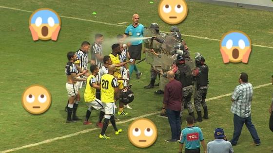 Policía agrede jugadores de fútbol en Brasil Policía agrede jugadores de fútbol en Brasil