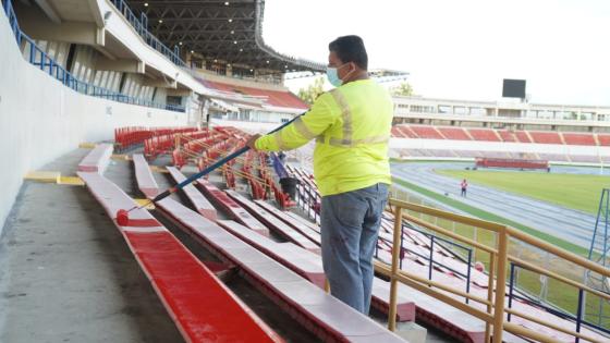 Trabajos en estadio Rommel Fernández