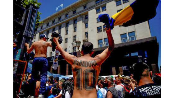 Fanáticos despiden a Diego Maradona, Buenos Aires, Argentina Fanáticos despiden a Diego Maradona, Buenos Aires, Argentina