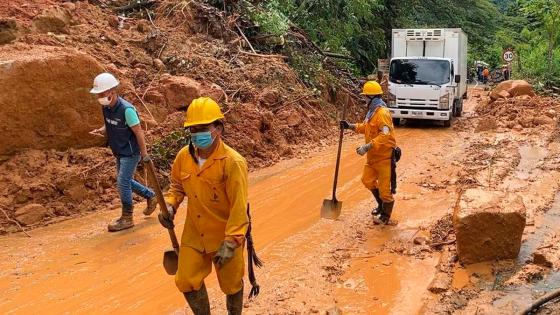 Continúa cierre en la vía Medellín - Bogotá por deslizamientos | KienyKe