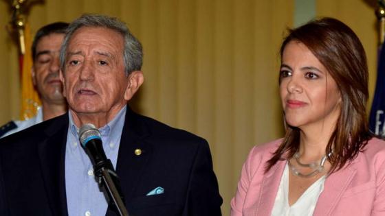 Policía boliviana confirma fuga de exministros de Áñez a Brasil y Panamá Policía boliviana confirma fuga de exministros de Áñez a Brasil y Panamá
