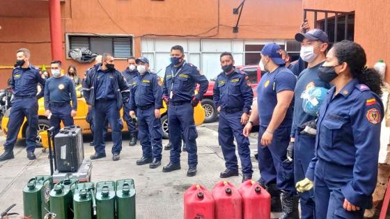 Bomberos de Bogotá viajarán a San Andrés para apoyar labores de búsqueda y rescate Bomberos de Bogotá viajarán a San Andrés para apoyar labores de búsqueda y rescate