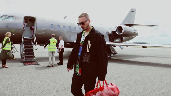 J Balvin avión privado