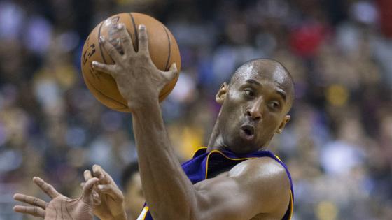 Seguidores de Kobe Bryant conmemoran un año de su muerte 