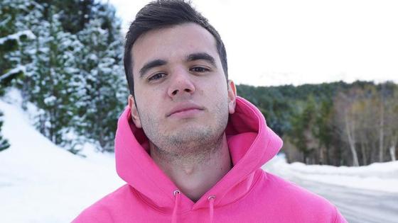 Instagram - @bystaxx Instagram - @bystaxx