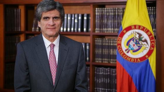 Antonio José Lizarazo asume la presidencia de la Corte Constitucional