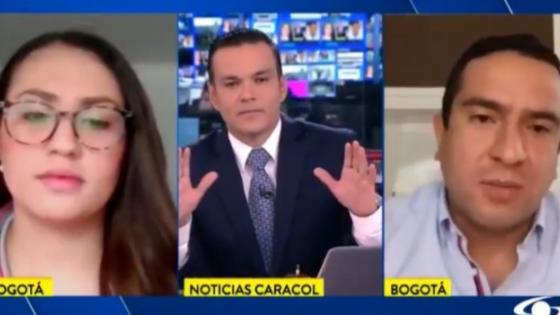 Juan Diego Alvira pasó incómodo momento en vivo con una campanita Juan Diego Alvira pasó incómodo momento en vivo con una campanita