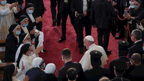 Papa Francisco hace visita histórica a Irak Papa Francisco hace visita histórica a Irak