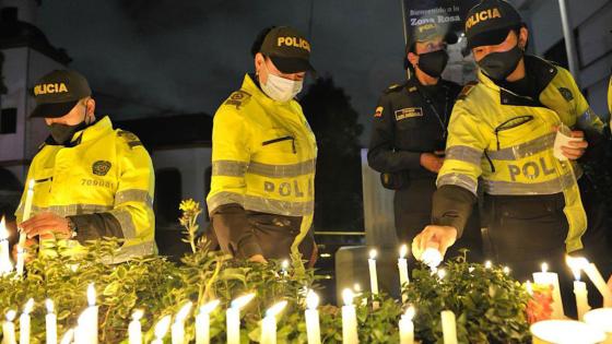 Homenaje al patrullero Edwin Caro