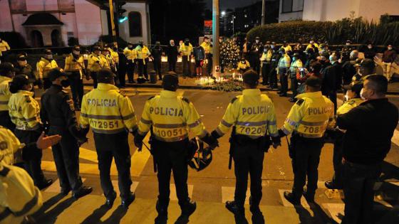 Homenaje al patrullero Edwin Caro