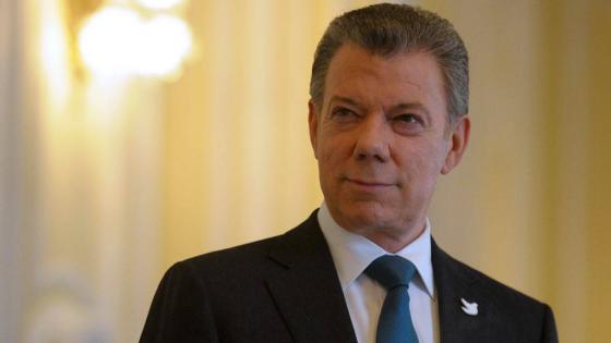 Juan Manuel Santos fue vacunado contra el Covid-19 en Estados Unidos 