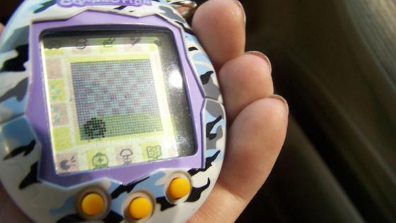 Tamagotchi el famoso juguete que marcó la década de los noventa estrena nueva versión.