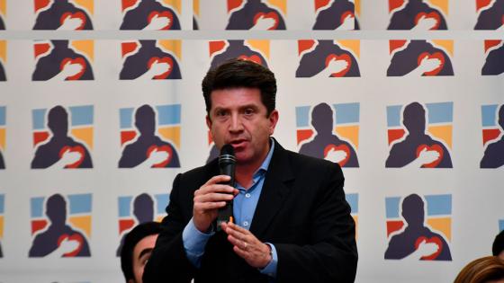 A Diego Molano no le gustó tuit de Petro y así respondió A Diego Molano no le gustó tuit de Petro y así respondió