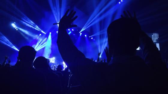Reabren las discotecas en Francia. Vuelven las discotecas a Francia