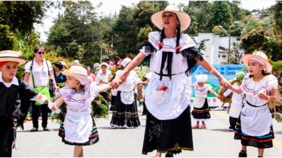 Cierres viales en Santa Elena para Desfile de Silleteritos