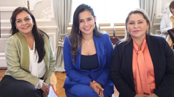 Mabel Vargas, Alexandra Pulido y Cecilia Soler