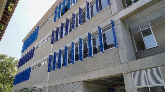 Institución Educativa Capilla del Rosario La Hondonada Medellín Institución Educativa Capilla del Rosario La Hondonada Medellín