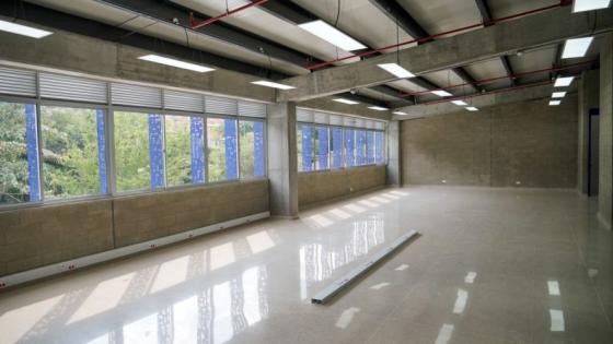 Institución Educativa Capilla del Rosario La Hondonada Medellín Institución Educativa Capilla del Rosario La Hondonada Medellín