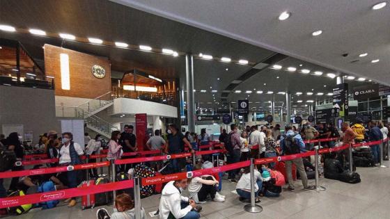 Protestas en el Aeropuerto El Dorado por cambios repentinos en los vuelos