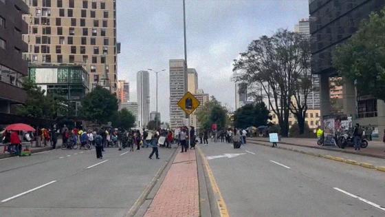 Manifestaciones en la Carrera Séptima afectan movilidad de Bogotá