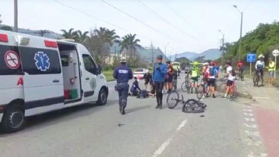 Conductor atropelló a seis ciclistas 