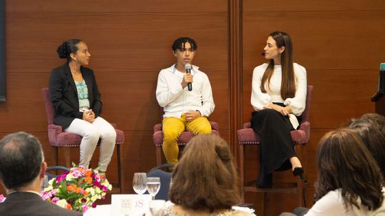 El conversatorio estuvo dirigido por Martha Elena Mogollón, directora ejecutiva de la Fundación.