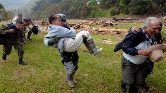 fuerza aerea adultos mayores atrapados deslizamiento Jardin Antioquia 