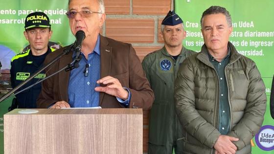 Mindefensa Iván Velásquez y Anibal Gaviria