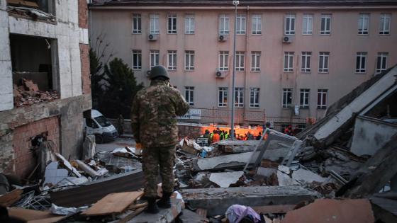 Terremoto en Turquía se intensifica búsqueda