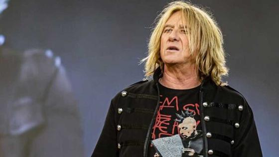 Joe Elliott vocalista Def Leppard fue dado de alta 