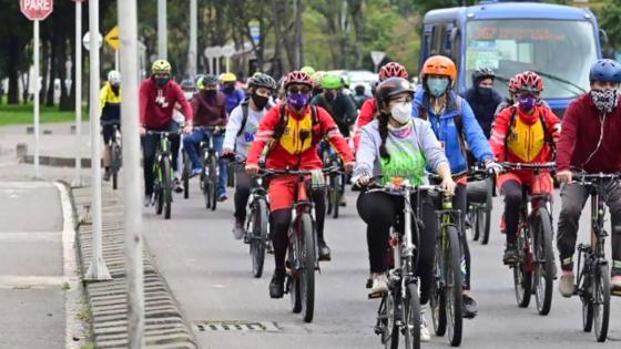 Ciclista camión