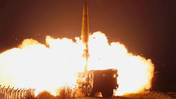 North Korea launches a rocket and alerts are activated in Japan