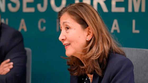 Ingrid Betancourt - advertencia