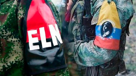 combates ELN FARC caseríos Cauca 