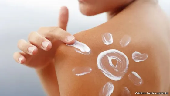 La protección solar es fundamental para prevenir el cáncer de piel.