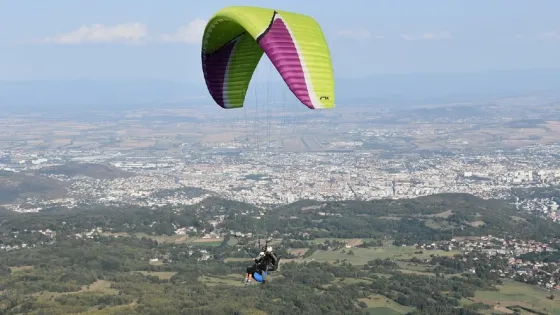 Mujer perdió la vida en Calarcá tras caer del asiento de un parapente