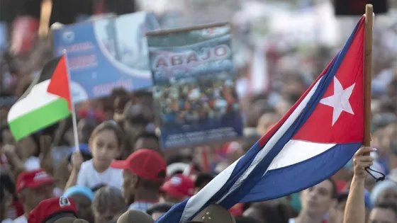 Así se viven las marchas del Día del trabajo en el mundo 