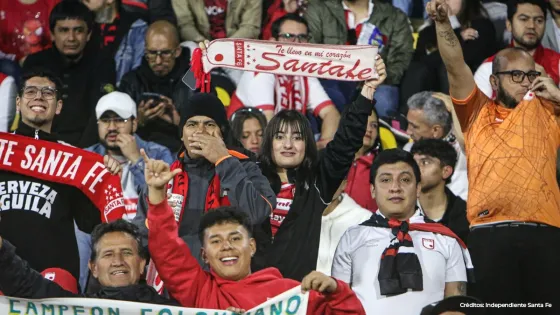 ¿Hinchas de Santa Fe celebraron los goles de Nacional en El Campín?