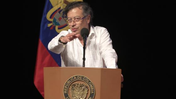 petro insulto efraín cepeda