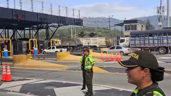Indígenas-bloquean-vía-Bogotá-Girardot