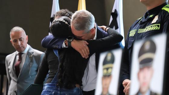 Conmemoración a policías asesinados en Amalfi. Conmemoración a policías asesinados en Amalfi.