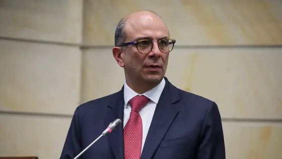  Carlos Camargo, magistrado de la Corte Constitucional,