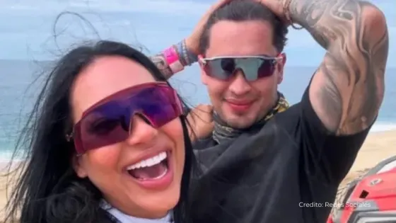 Andrea Valdiri y su novio